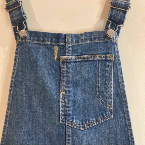 LEVI’S Sz L Fitted High Rise Jean Overalls Adjustable Straps Distressed Knees - Picture 7 of 16